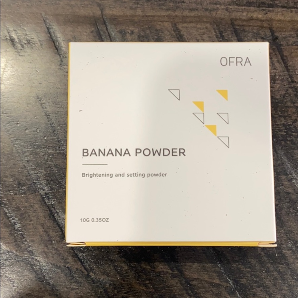 Ofra Banana Powder Brightening and setting powder